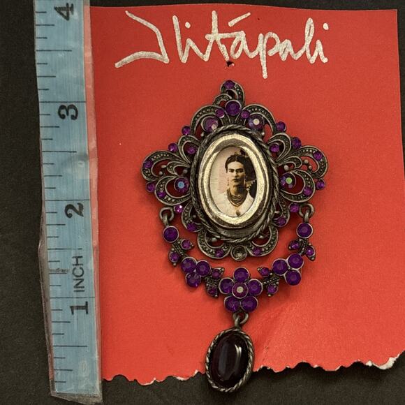 Frida Kahlo Antique Silver Tone Victorian Filigree Large Oval Brooch Purple Pin - Picture 4 of 4